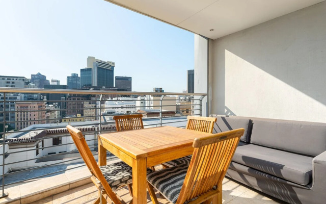 Mandela Rhodes T1002