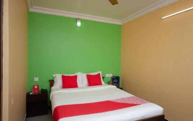 OYO 26746 Sruthi Residency