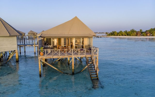 Komandoo Maldives Island Resort