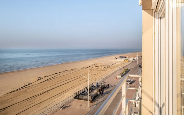 Nevada Apartment Near the Beach