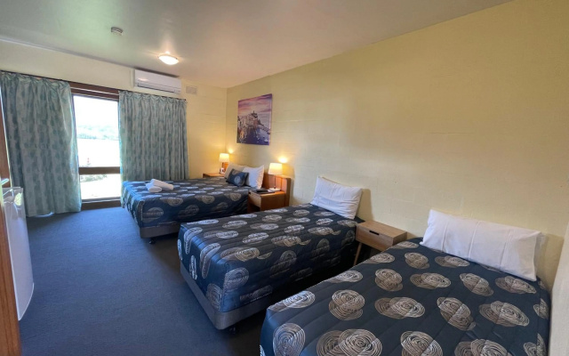 The Birch House - Silver Birches Luxury Accommodation Bright – Guest Rooms – Tawonga
