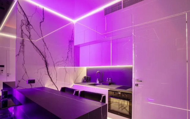 Apartments in Sky Tower with Bathtub near the window