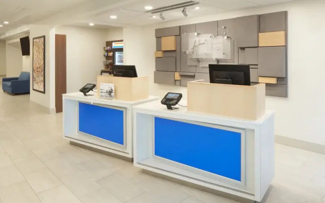 Quality Inn Hotel