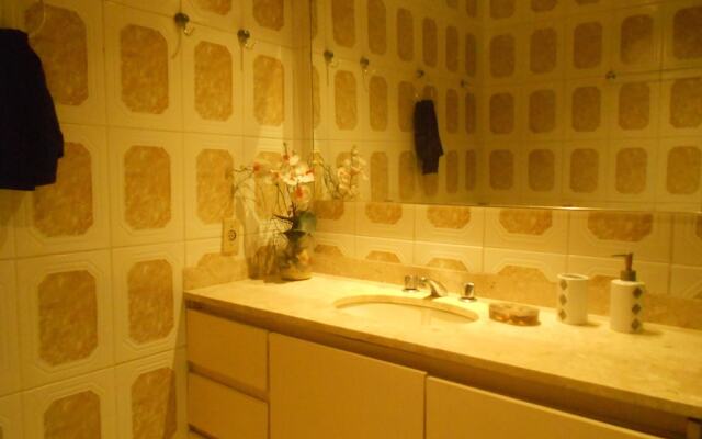 Gohouse - Anibal 604