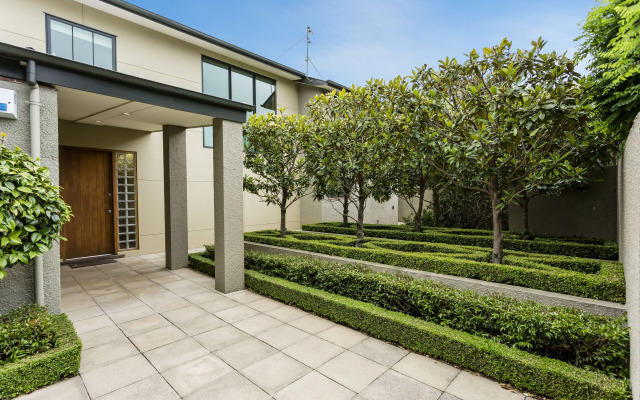 Oasis on Belmont Lane