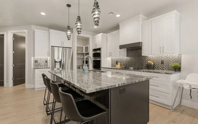 Sundance Edge 6 Bedroom Home