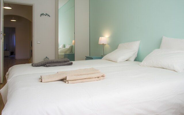 Liiiving in Porto - Downtown Delight Apartments