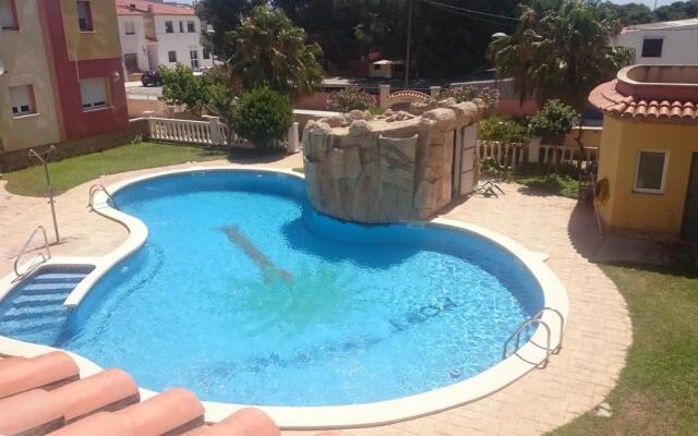 Aparthotel Port Tropical