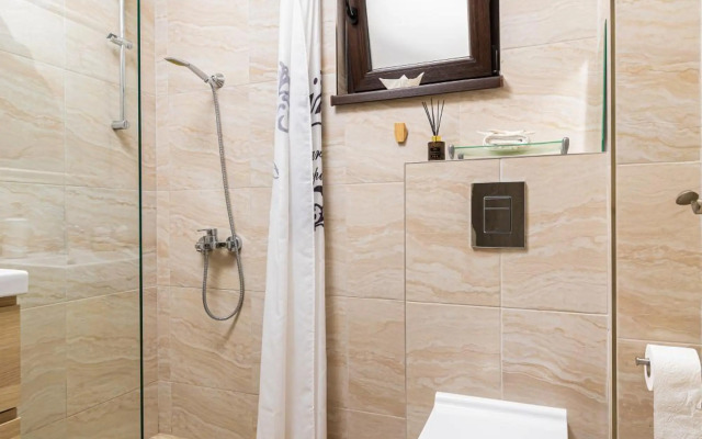 Luxury Central Apartment