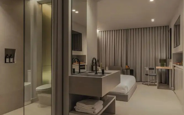 Wake BioHotel