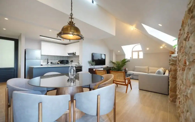 w Lovely 2BR in Casco Viejo