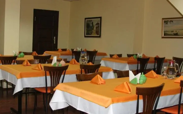 Kasmir Hotel