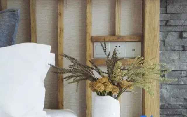 Yicai Jiaxiu Meisu Hotel (Guiyang Dashizi Jiaxiu Building)