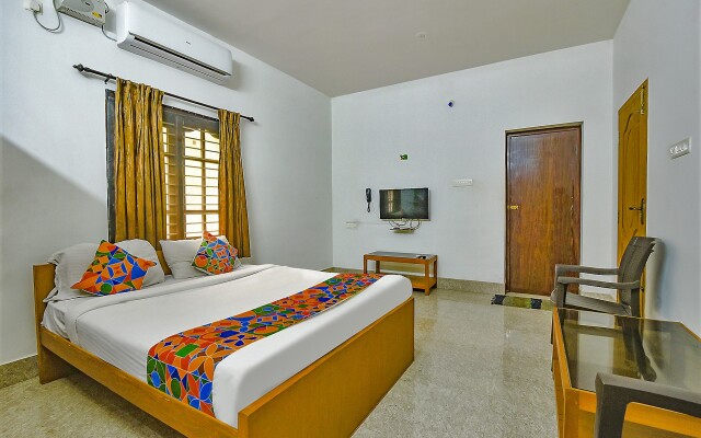 FabHotel Joy's Residency