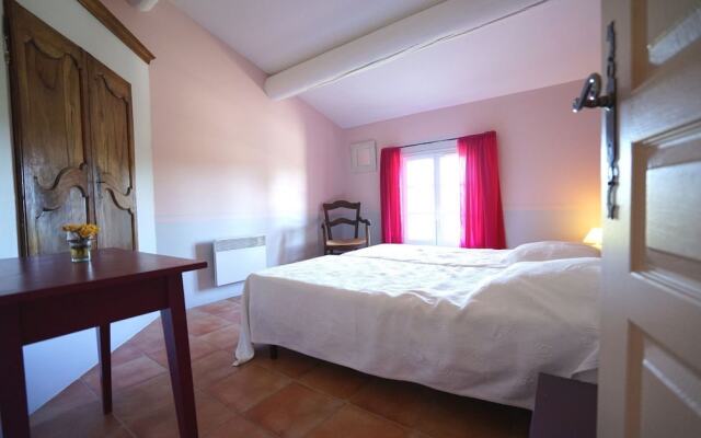 VILLAS DU LUBERON - Le Mas des Vignes