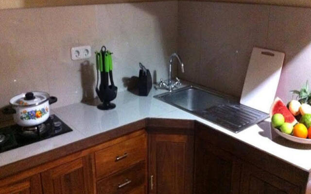 Kopi Kats Poolside Villas