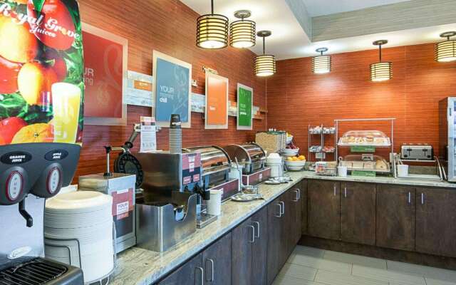 Comfort Suites Natchitoches