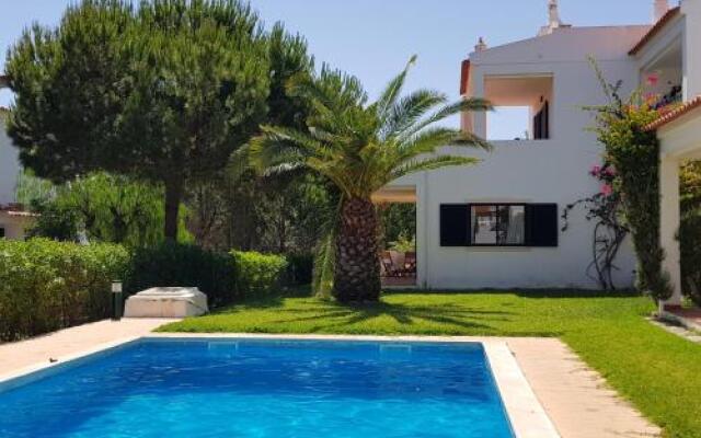 Algarve Apartment Falésia