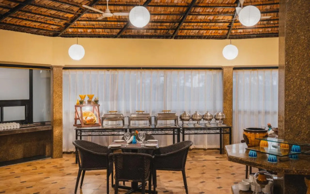 Coconut Grove Beach Resort