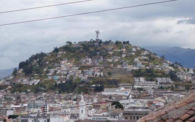 Quito Family And Youth Hostel