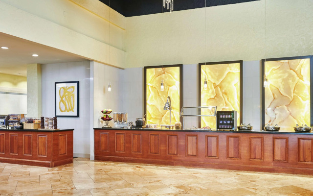 DoubleTree by Hilton Hotel Salt Lake City Airport