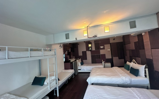 Serene Palm Heritage Tropical Villa – Guest Rooms – Hulu Kelang