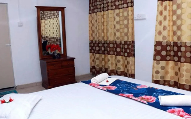 Honey Beach Inn