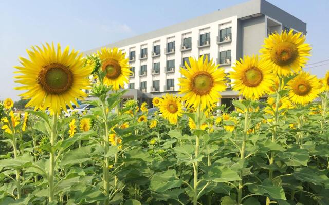 The Nest Hotel Phichit