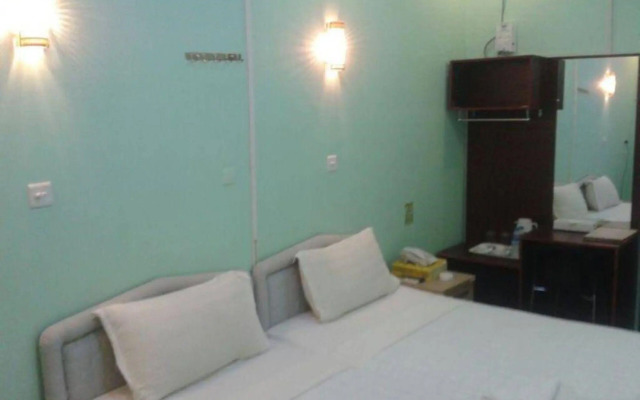 New Golden Forward Hotel