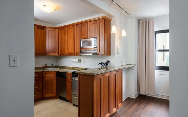 Parc - Warm CWE Apts near BJC by Zencity
