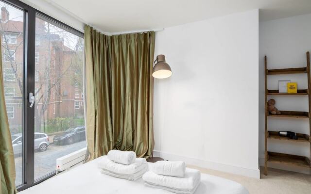 Luxurious 2 Bed With Amazing City Views Wapping