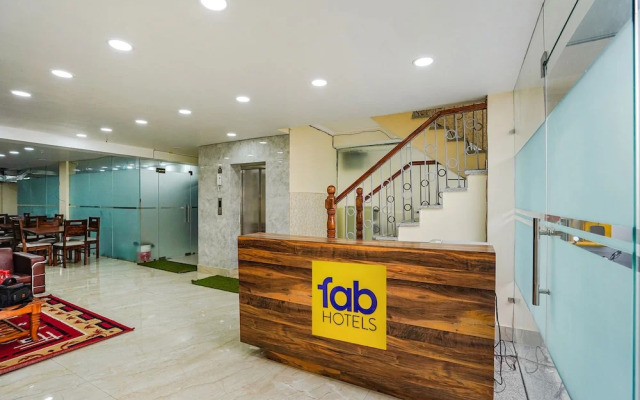 Fabhotel Ada Residency