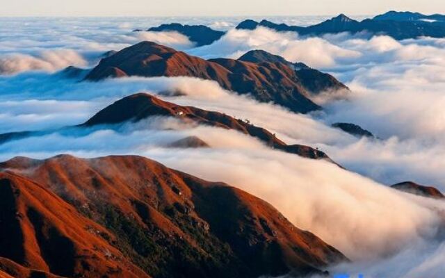 Wugongshan Jinding Hefeng Chinese Inn