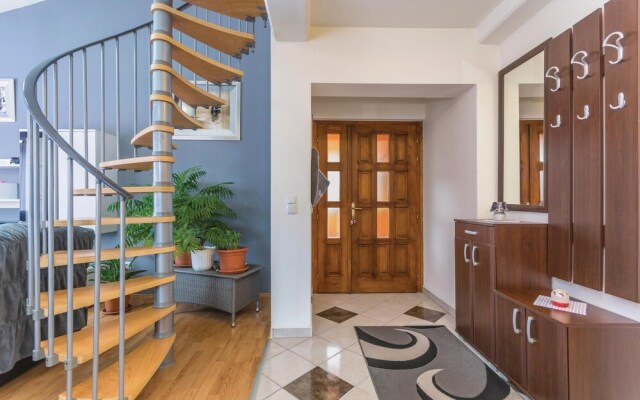 Amazing Home in Labin With Wifi and 2 Bedrooms