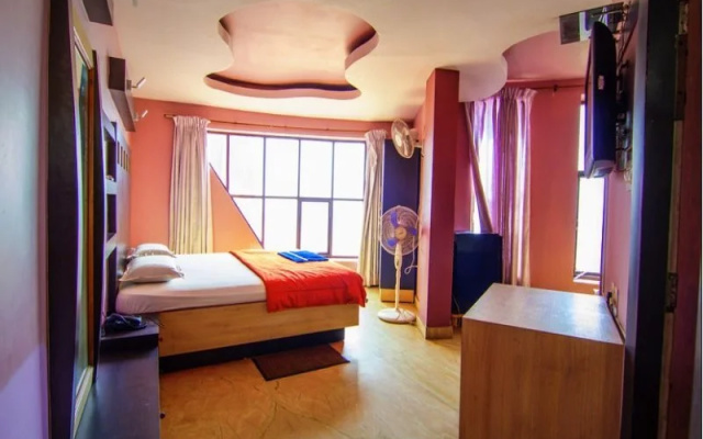 Hotel Golden Dust Puri