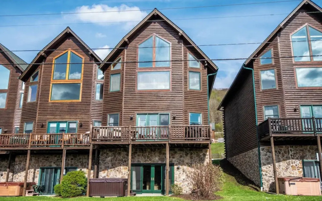 Cedar Shores Villa 14