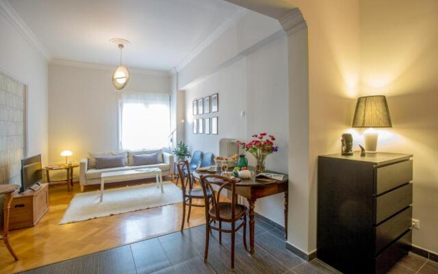 Acropolis Now! 2BR in central Athens