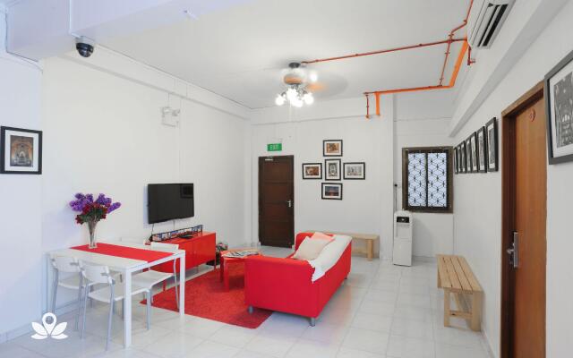 Gusti Bed & Breakfast Singapore