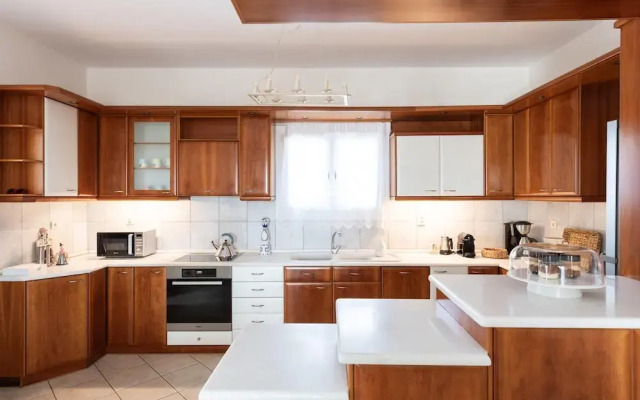 Sun and Salt 3bedroom House