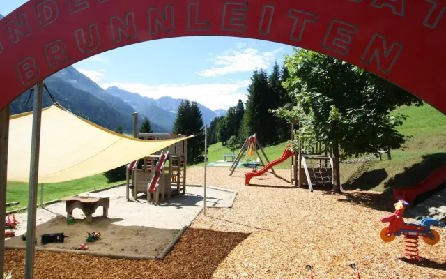 Appealing Apartment in Kleinarl With Ski-storage