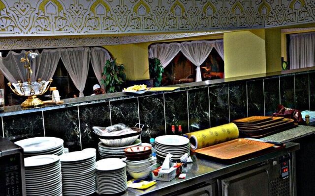 Genac Hotel