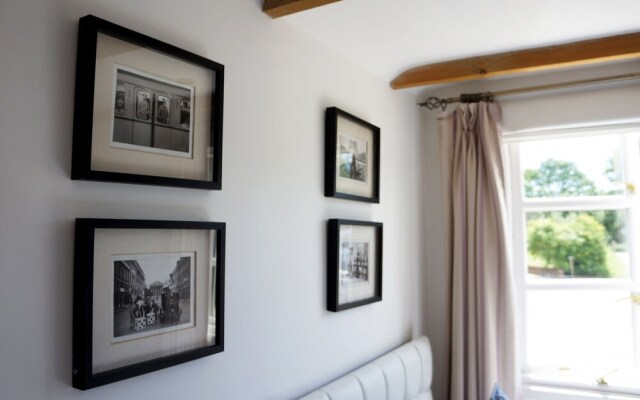 Leyland Country House