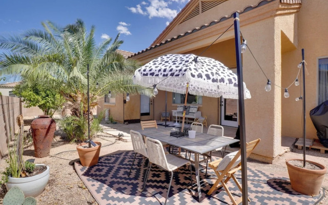 14 Mi to Dtwn: Tucson Escape w/ Patio!