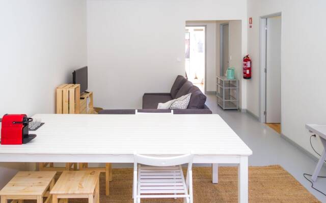 Liiiving In Porto - Serralves Corporate Apartment