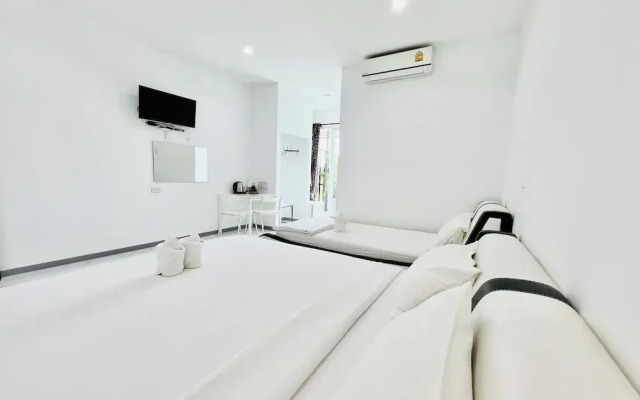 Parichat Bandung Hotel