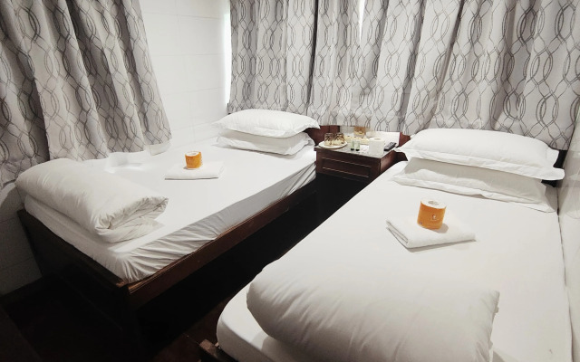 Four Seasons Guest House