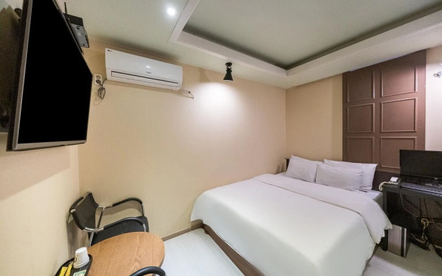 Seongnam Casa Hotel