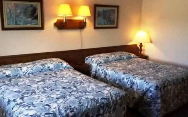 Nocturne Motel