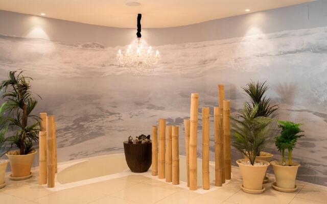 On Hotels Oceanfront - Adults Only