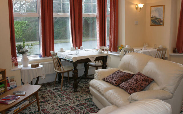Uplands Guesthouse